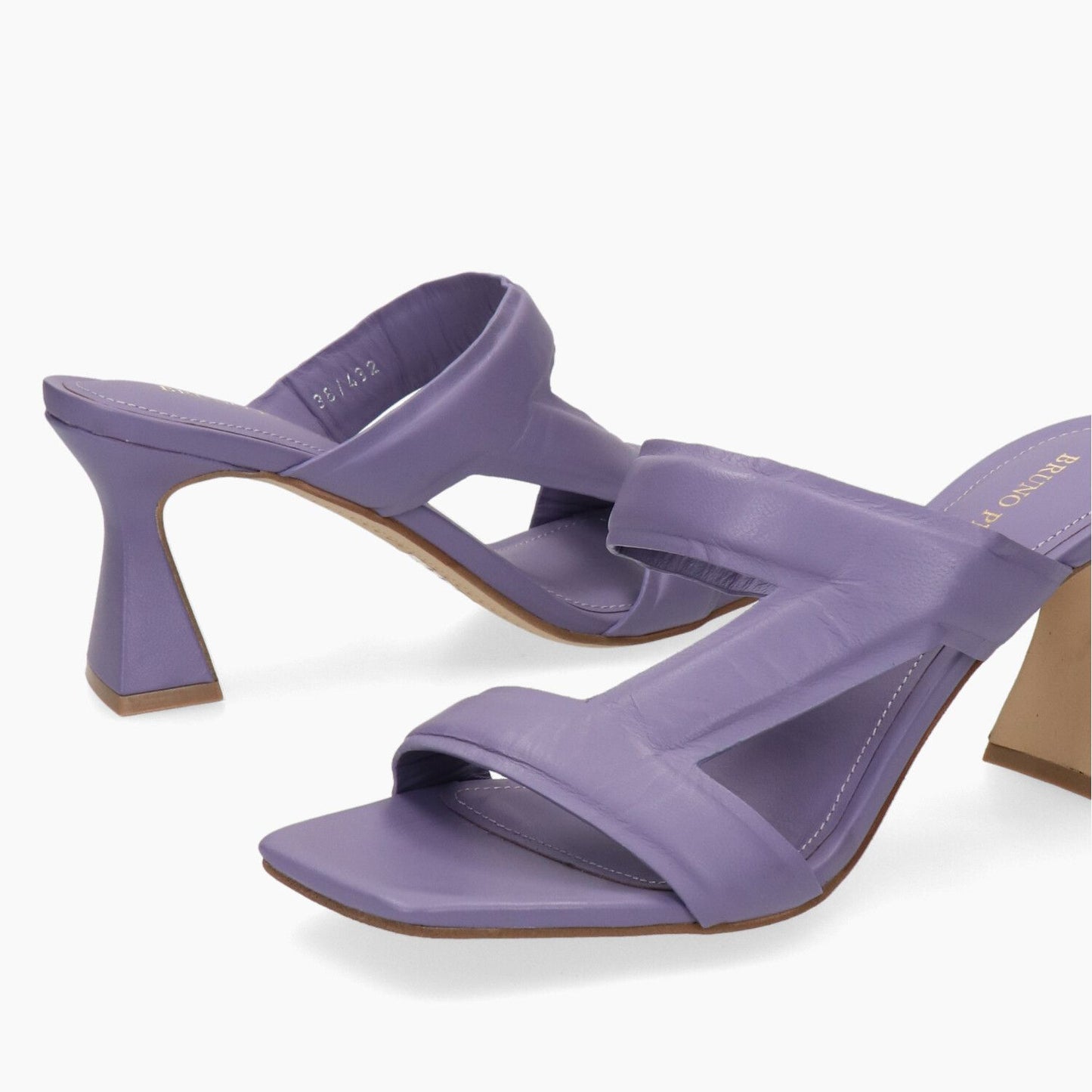 Pyra Tzea Hausschuhe