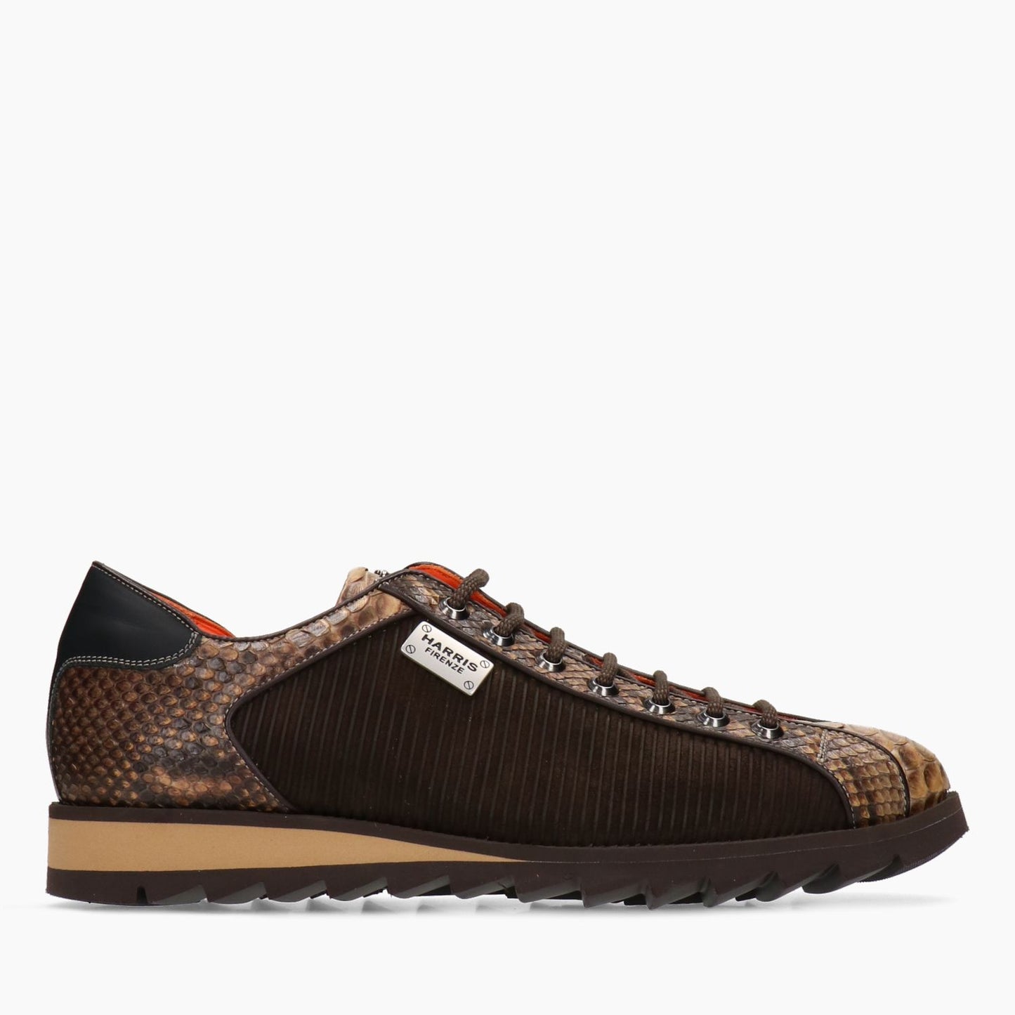 Schnürschuhe