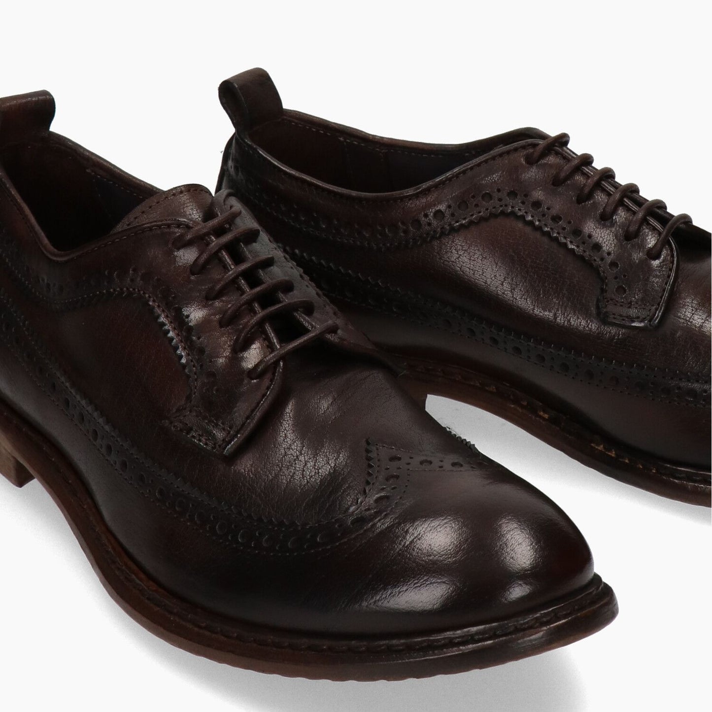 Schnürschuhe