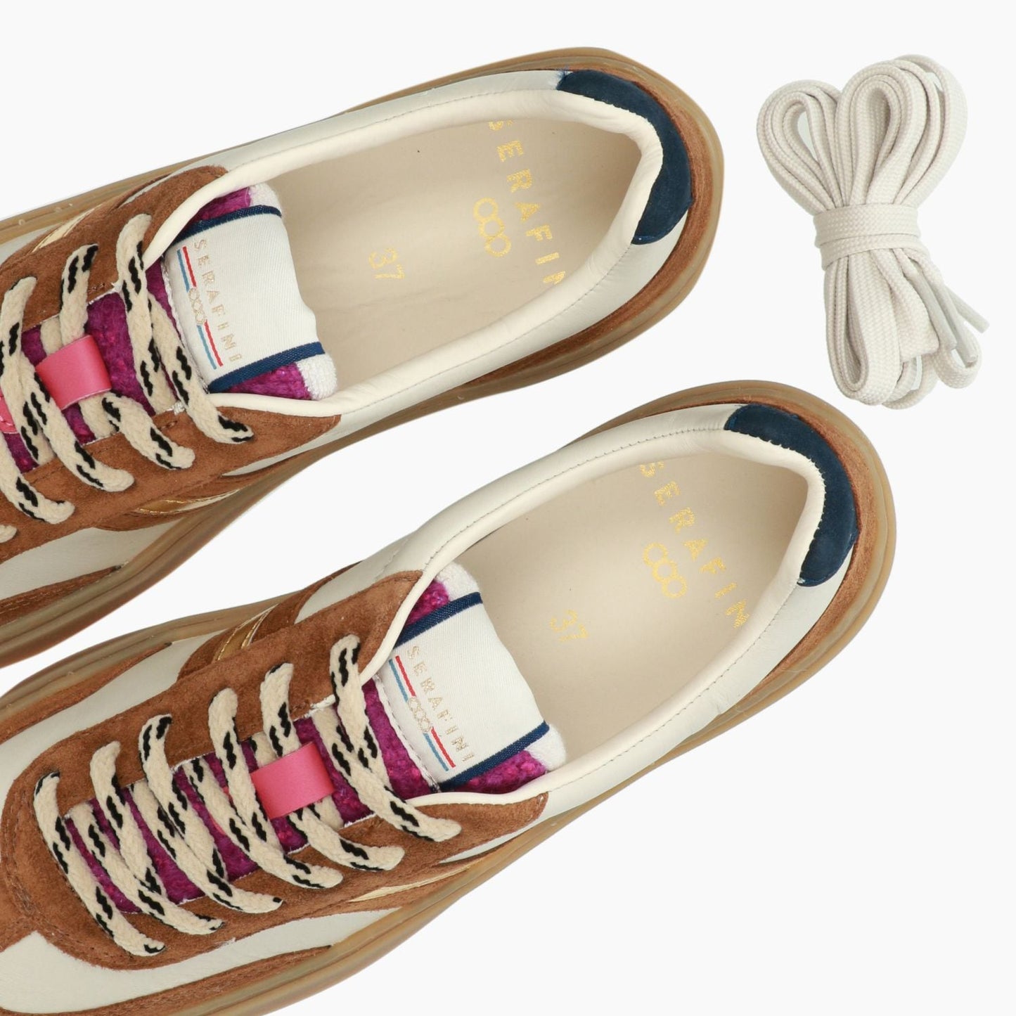 Court Sneakers
