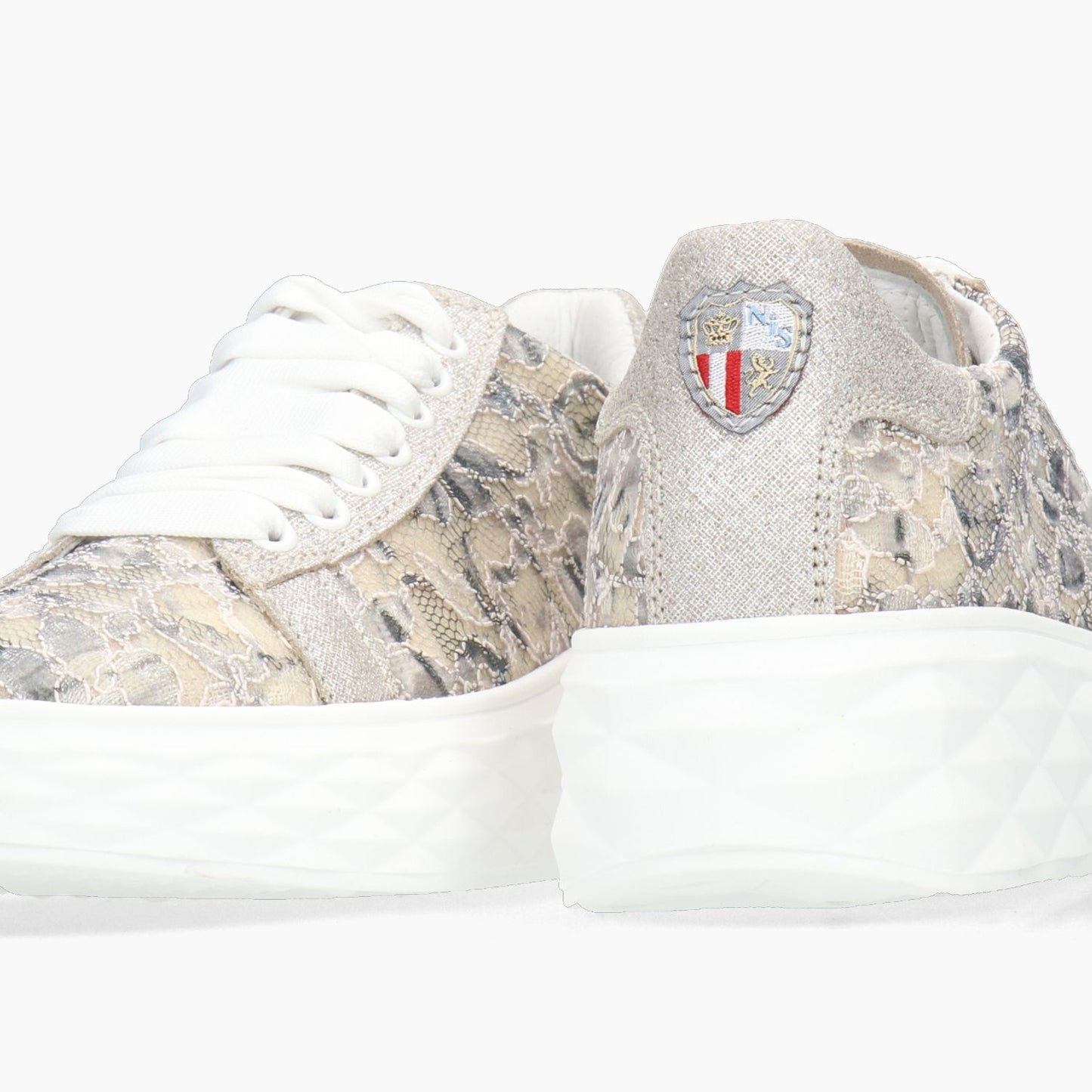 Mia Lace Sneakers