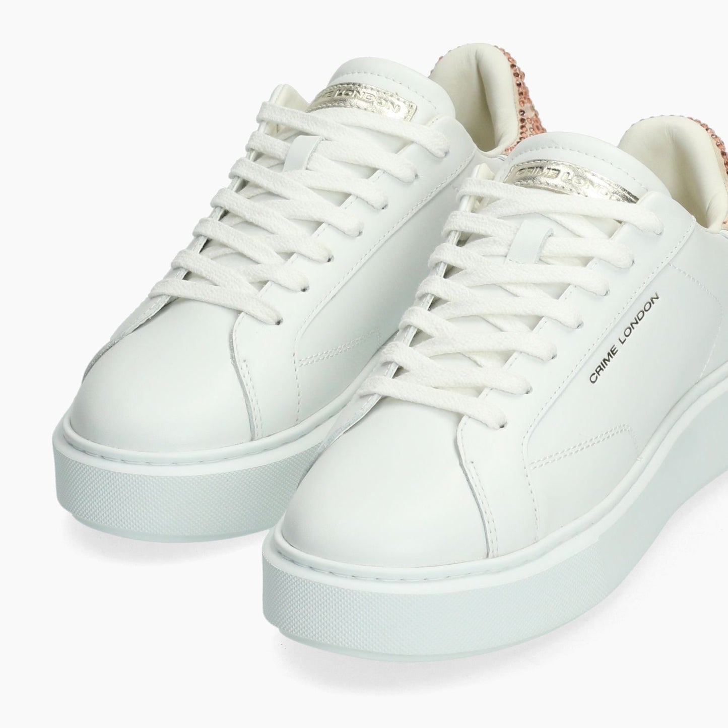 Neue extraleichte Sneaker