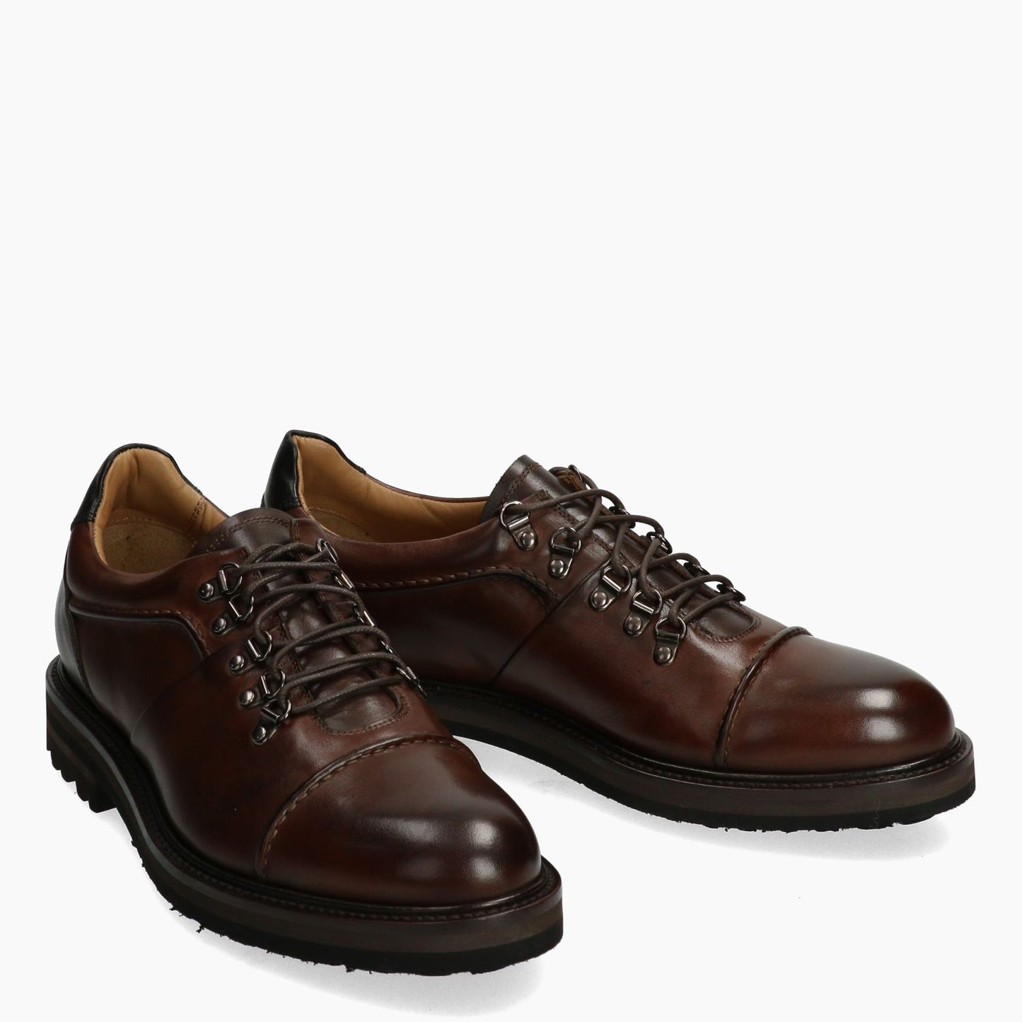 Schnürschuhe