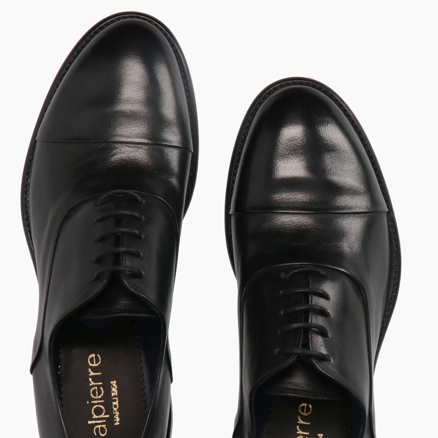 Schnürschuhe