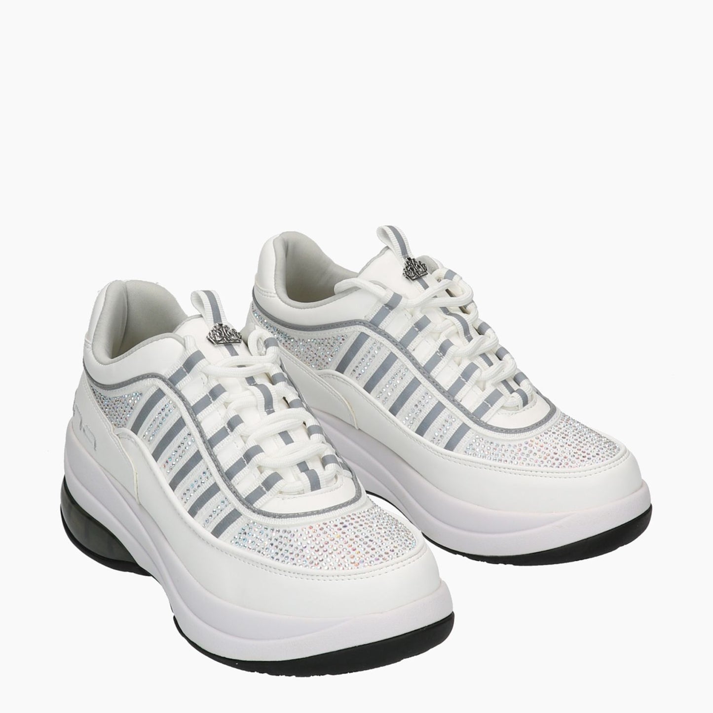 Sneakers Up