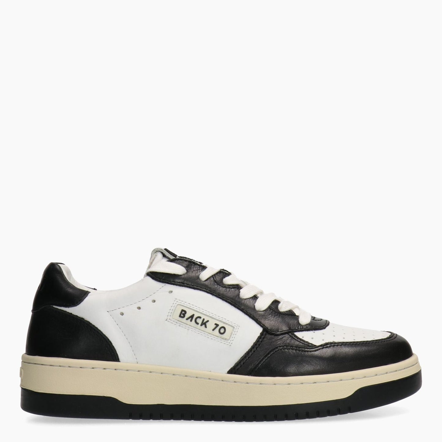 Sneakers Slam