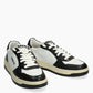 Sneakers Slam