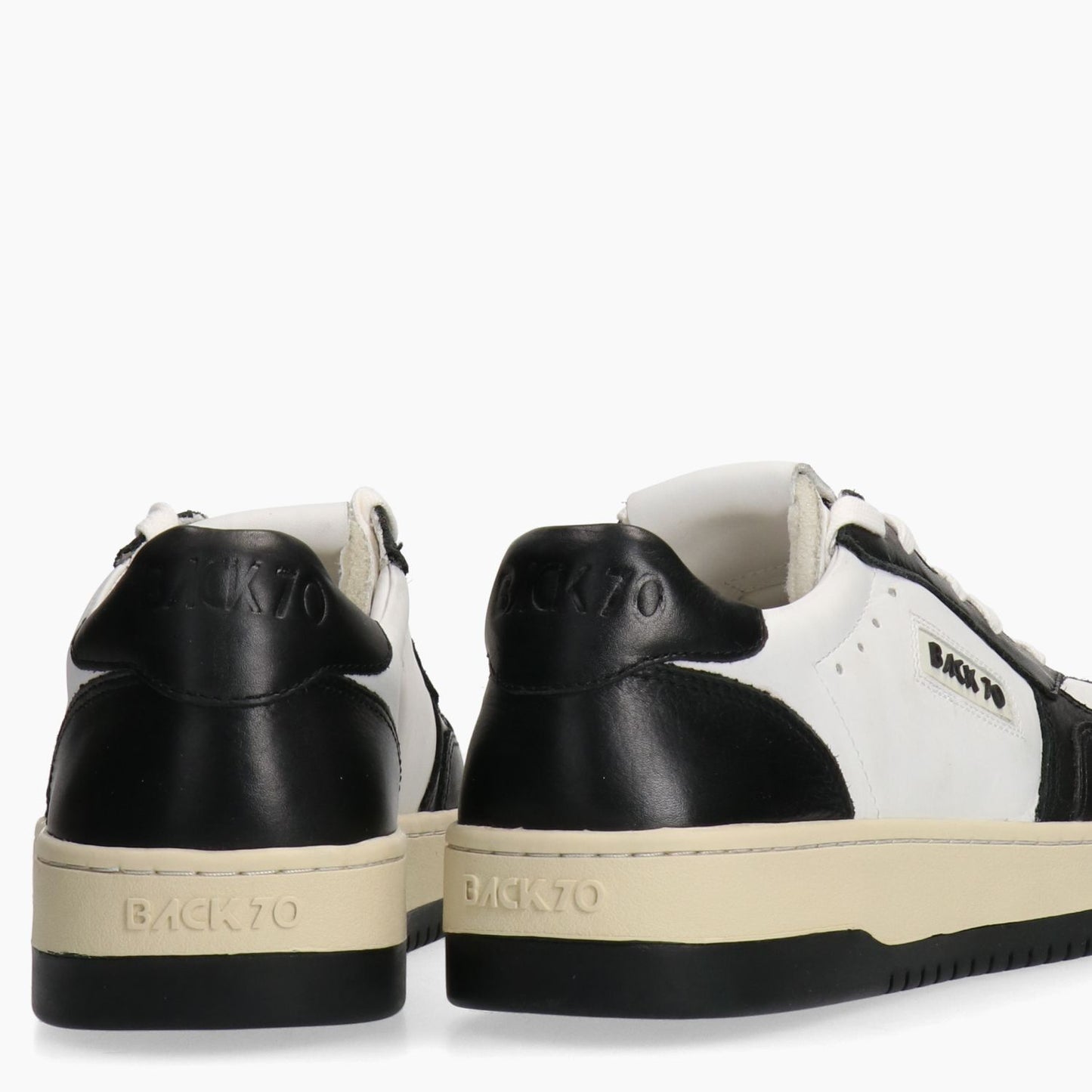 Sneakers Slam