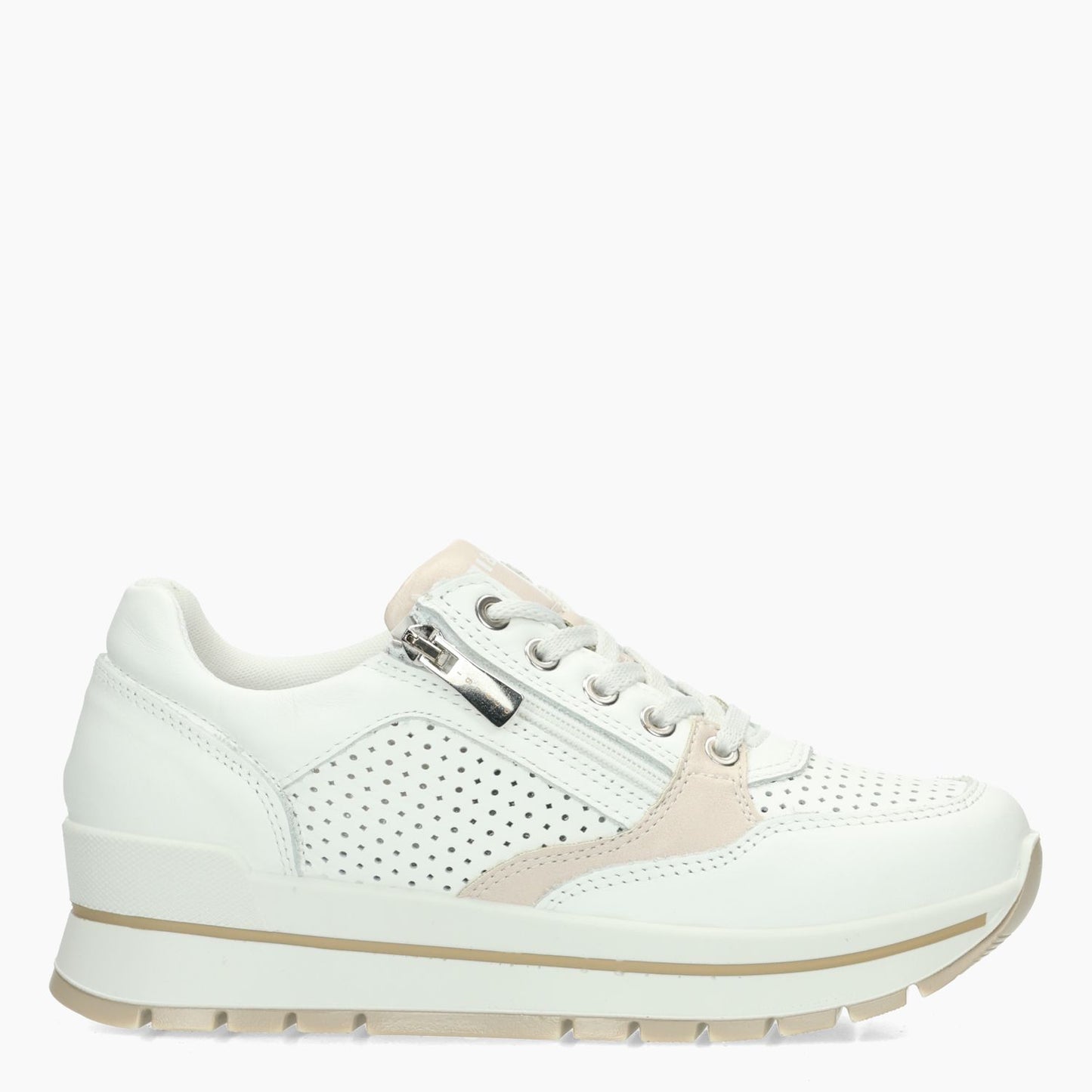 Anika Sneakers