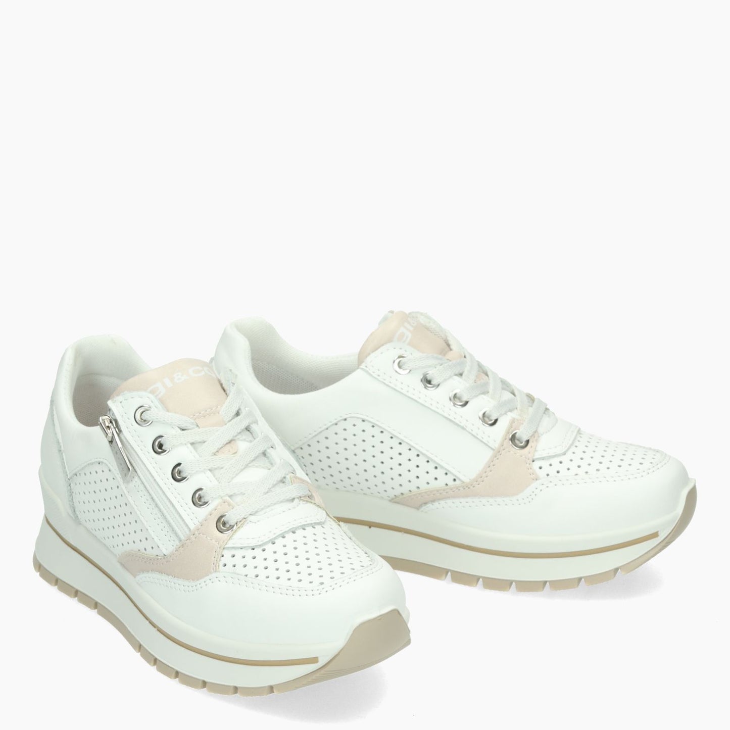 Anika Sneakers