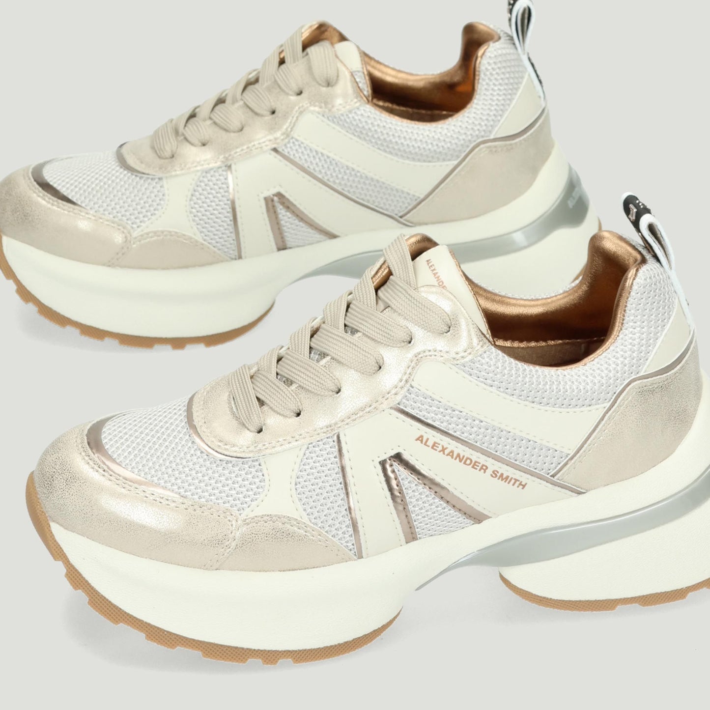 Victoria Woman Sneakers