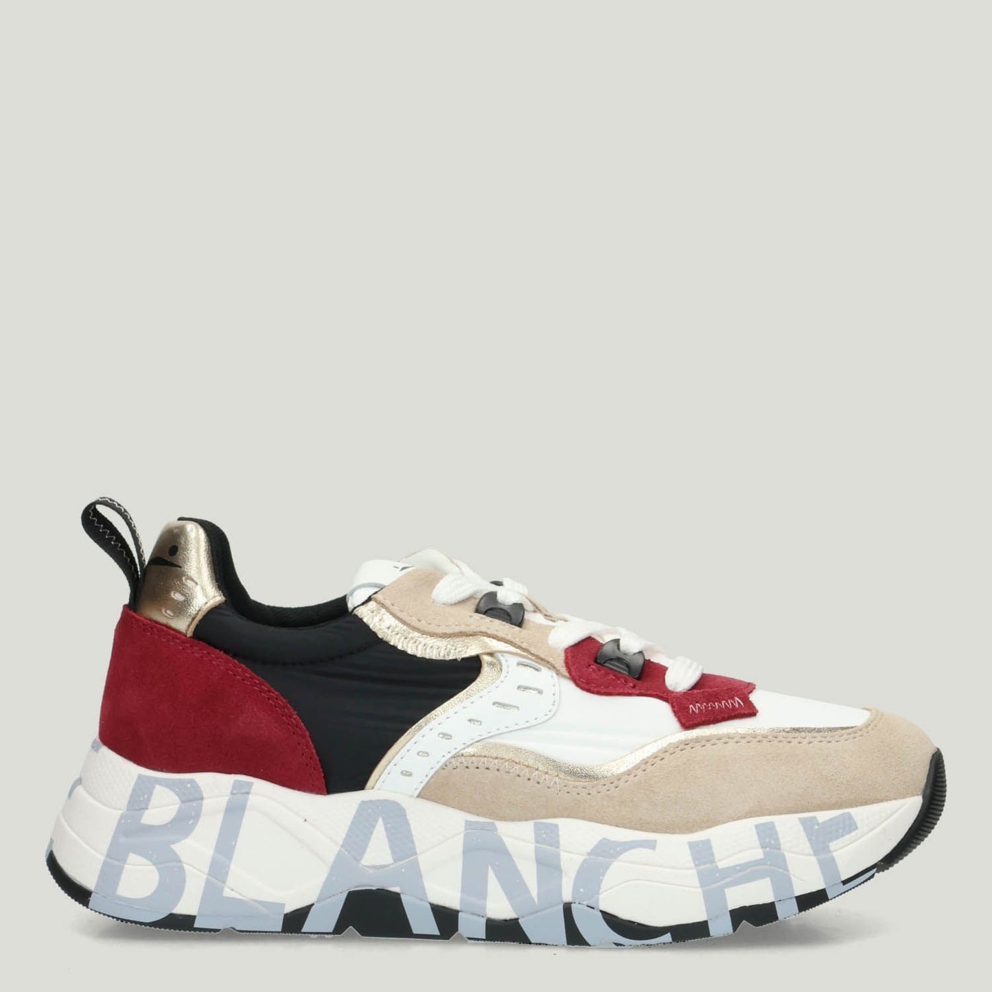 Club105 Sneakers
