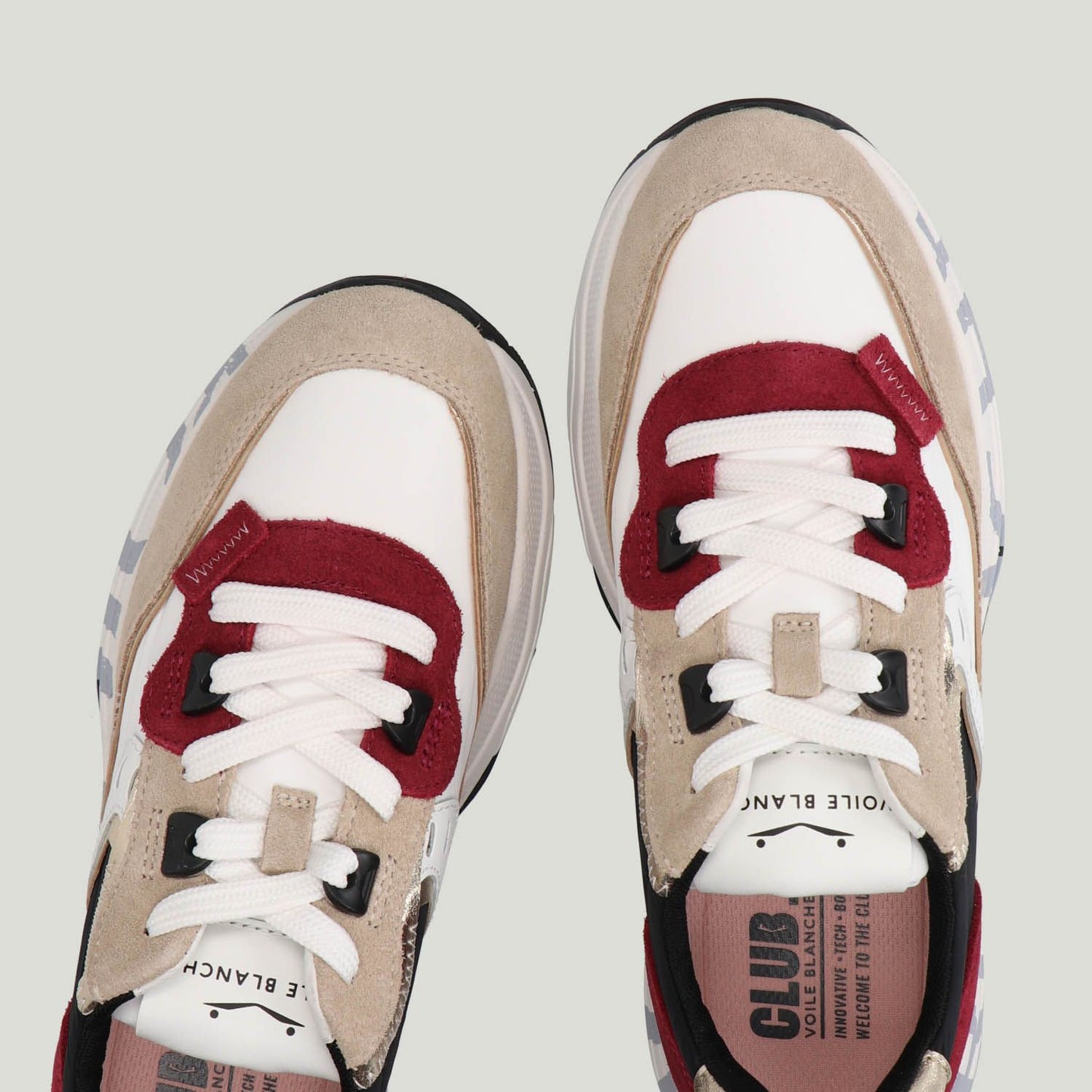Club105 Sneakers