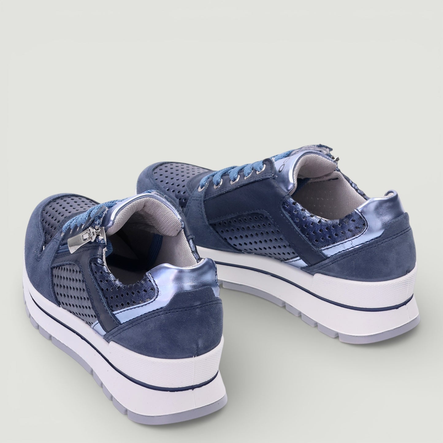 Sneakers Anika