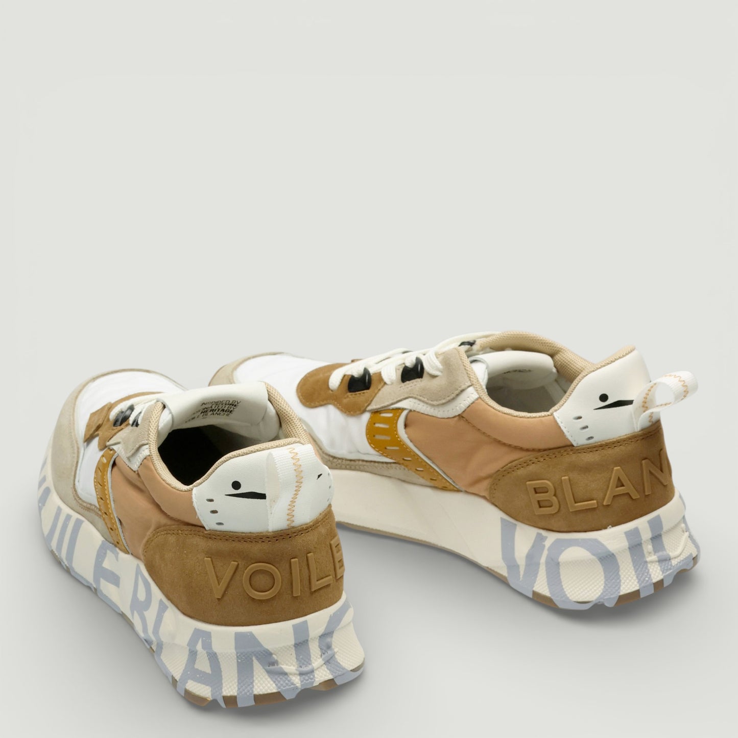 Sneakers Club01