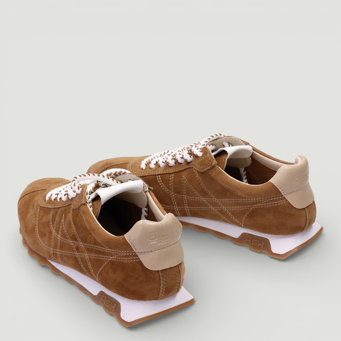 Sneakers Kill Bill