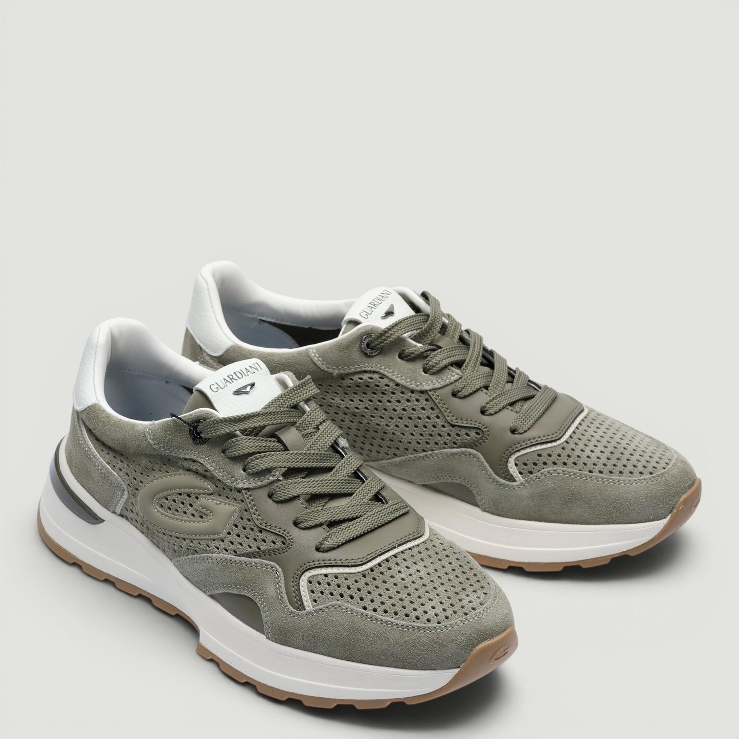 Sneakers Levante Punched