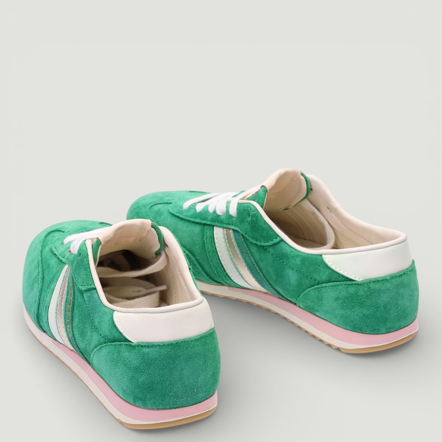 Sneakers Rm60