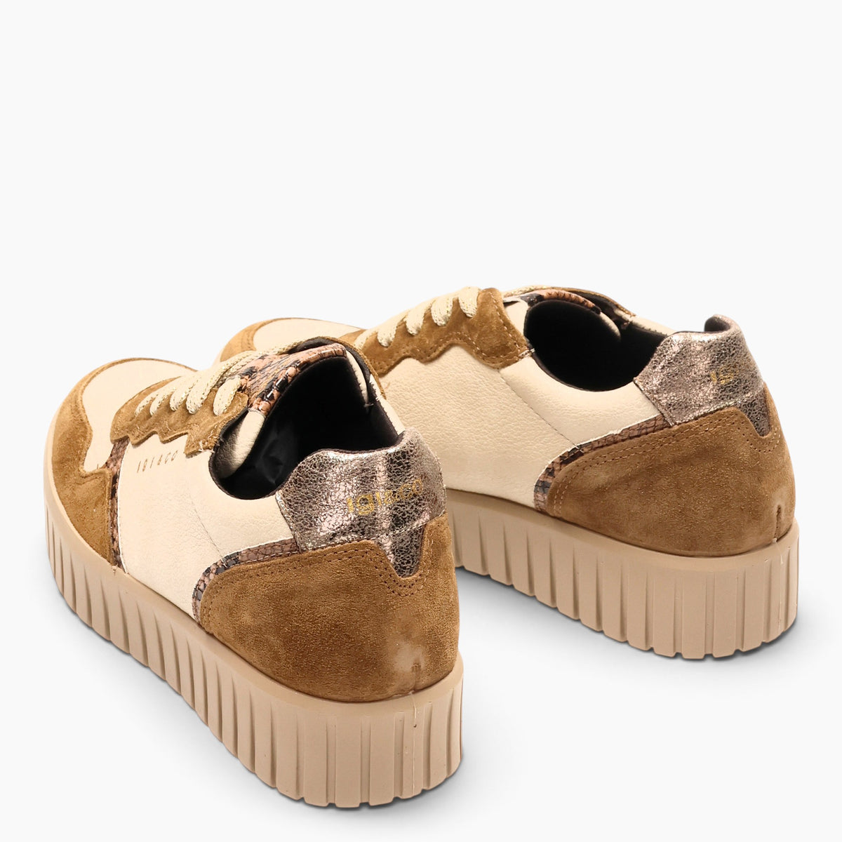 Sneakers Ares