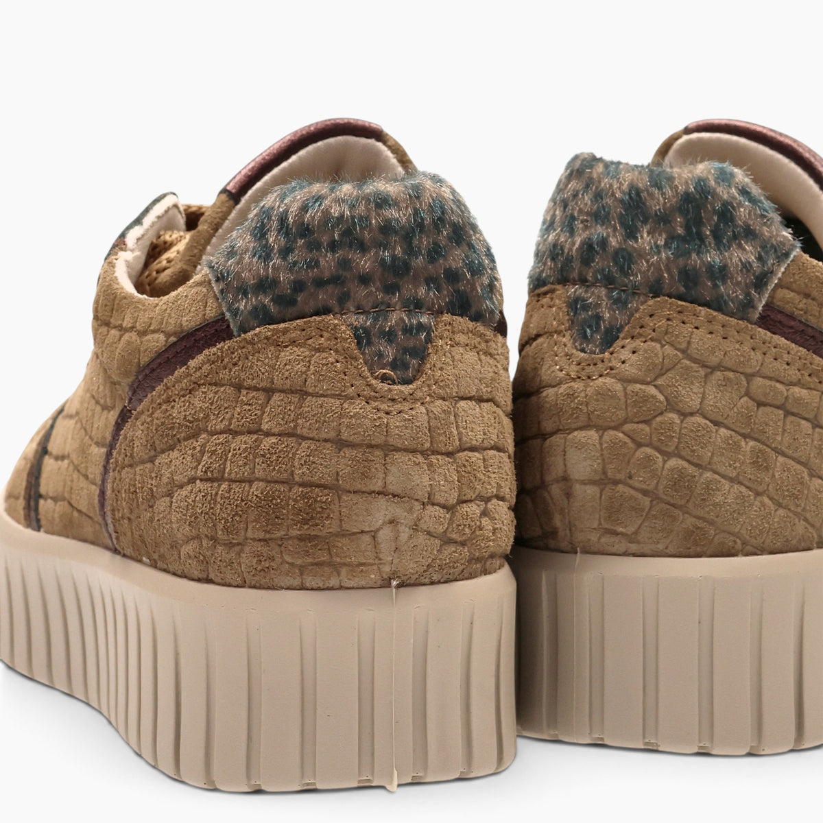 Sneakers Ares
