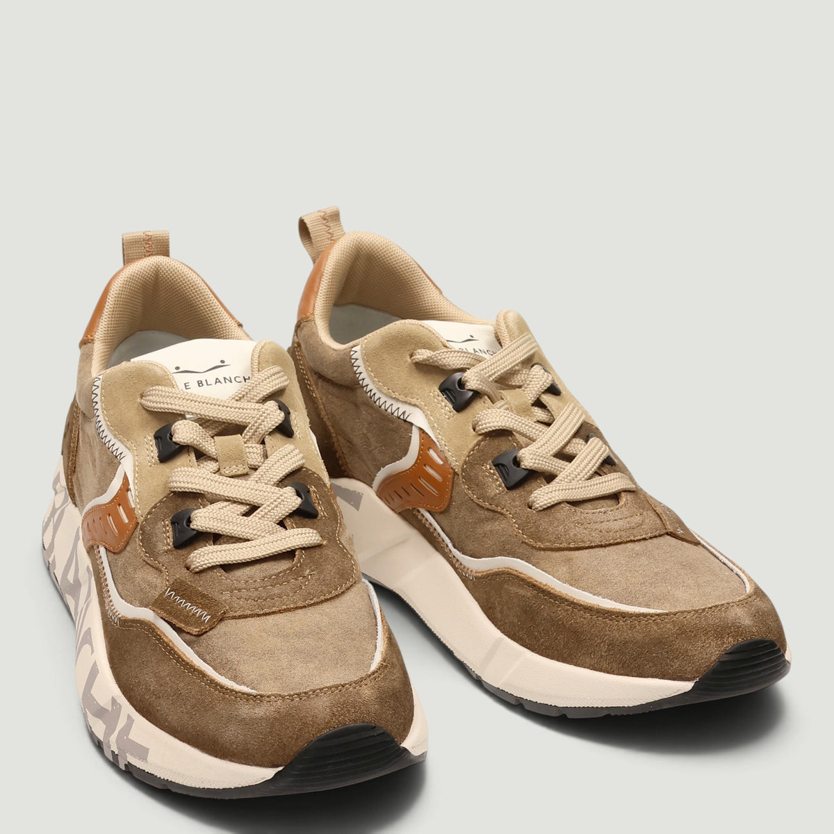 Sneakers Club01