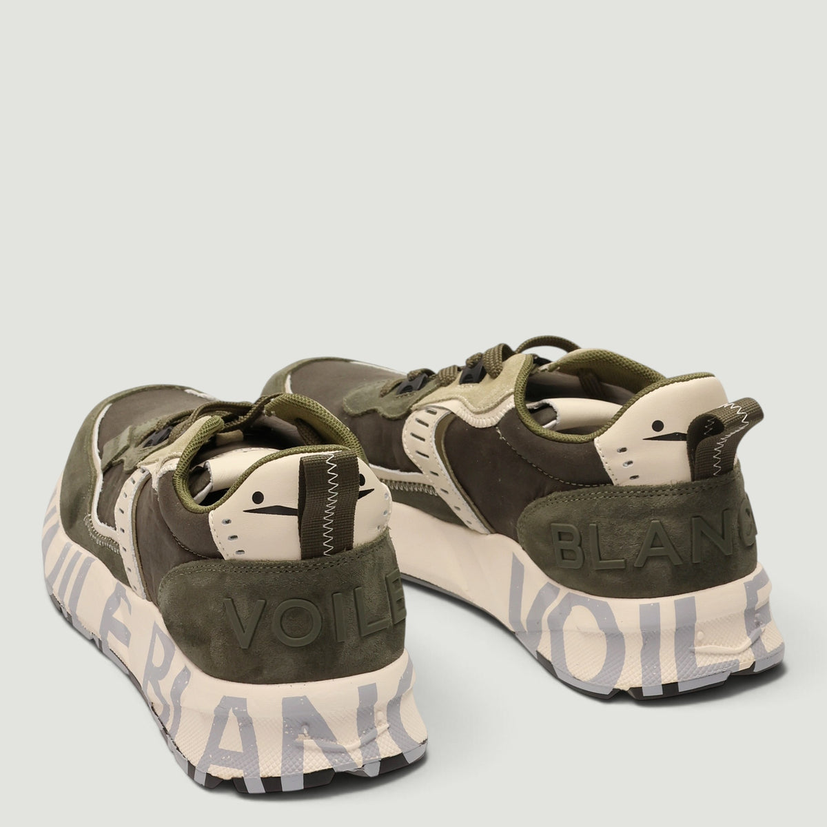Sneakers Club01