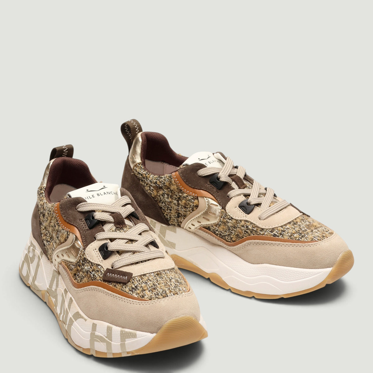 Sneakers Club105
