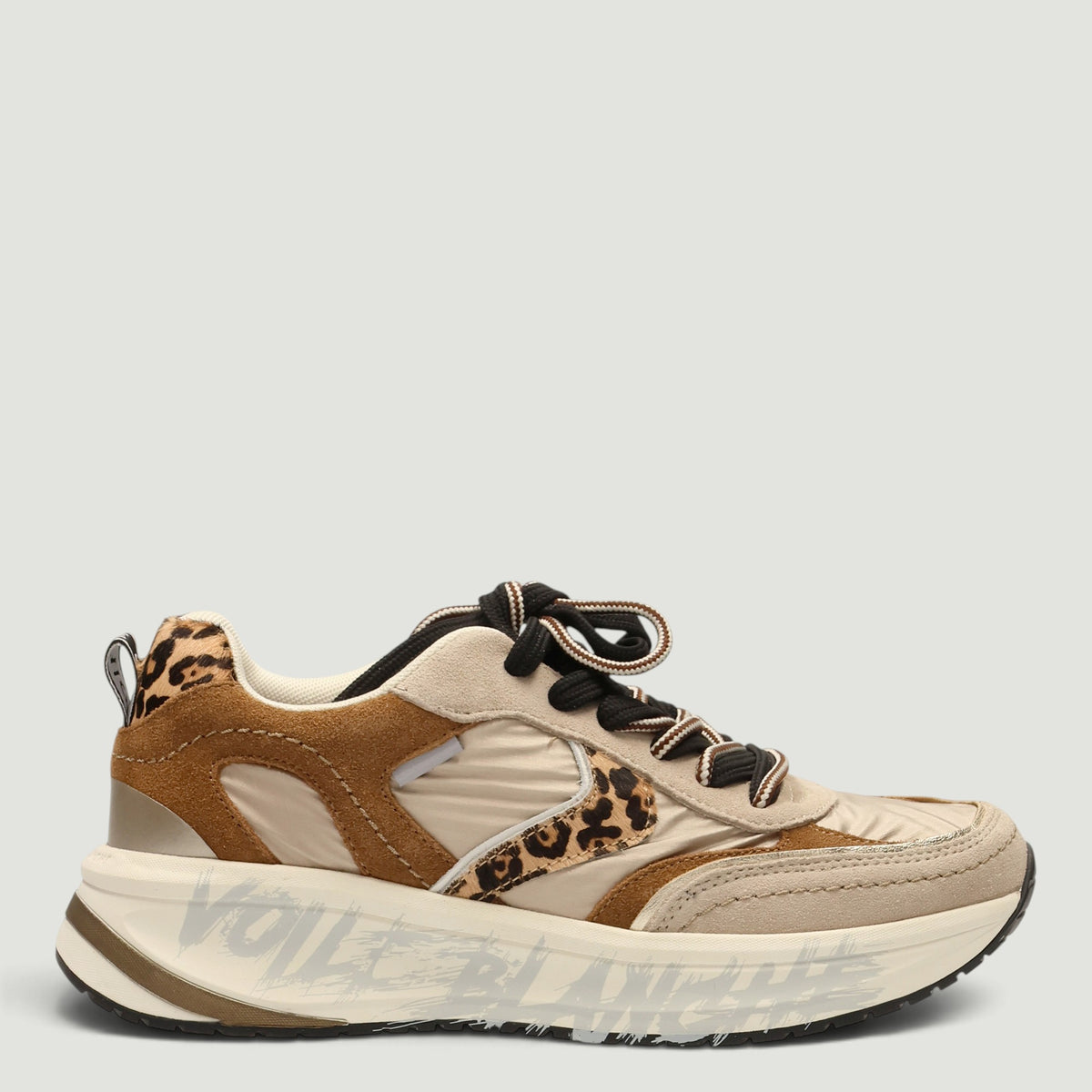 Sneakers Club124